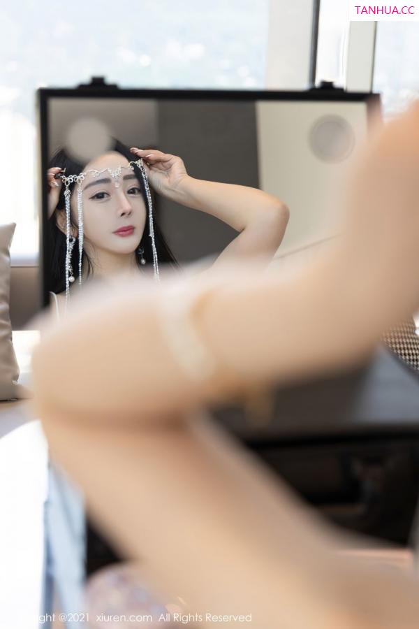 允薾  [XiuRen]高清写真图 2021.10.22 No.4103 允薾第7张图片